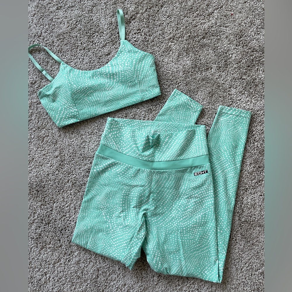 ECHT Mint Green and White Spotted Patterned Sports Bra & Leggings Set M/L
